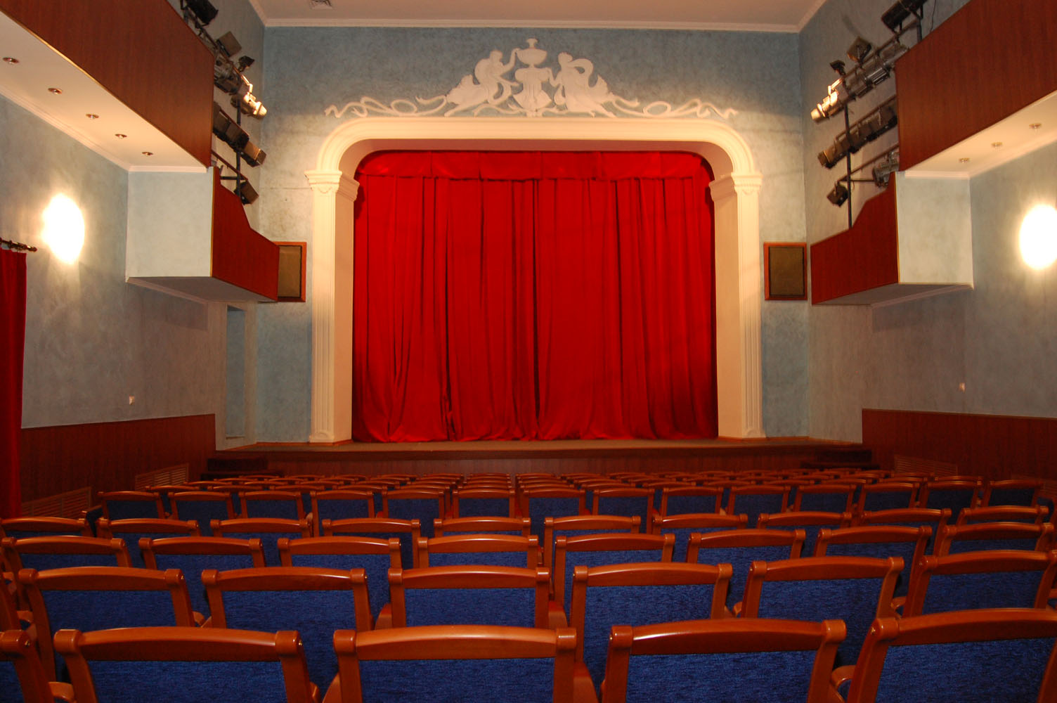 театр кукол на бауманской зал